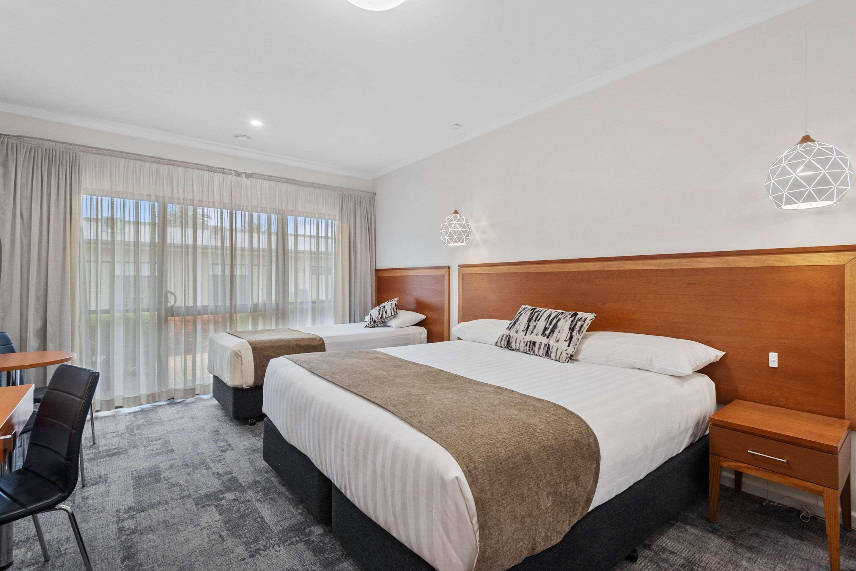 Comfort Inn Deakin Palms Mildura Bagian luar foto