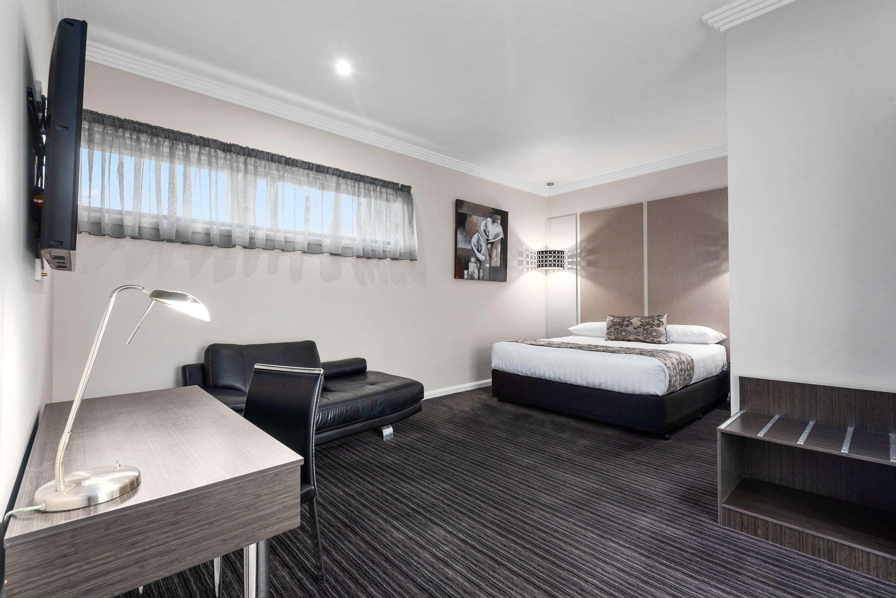 Comfort Inn Deakin Palms Mildura Bagian luar foto