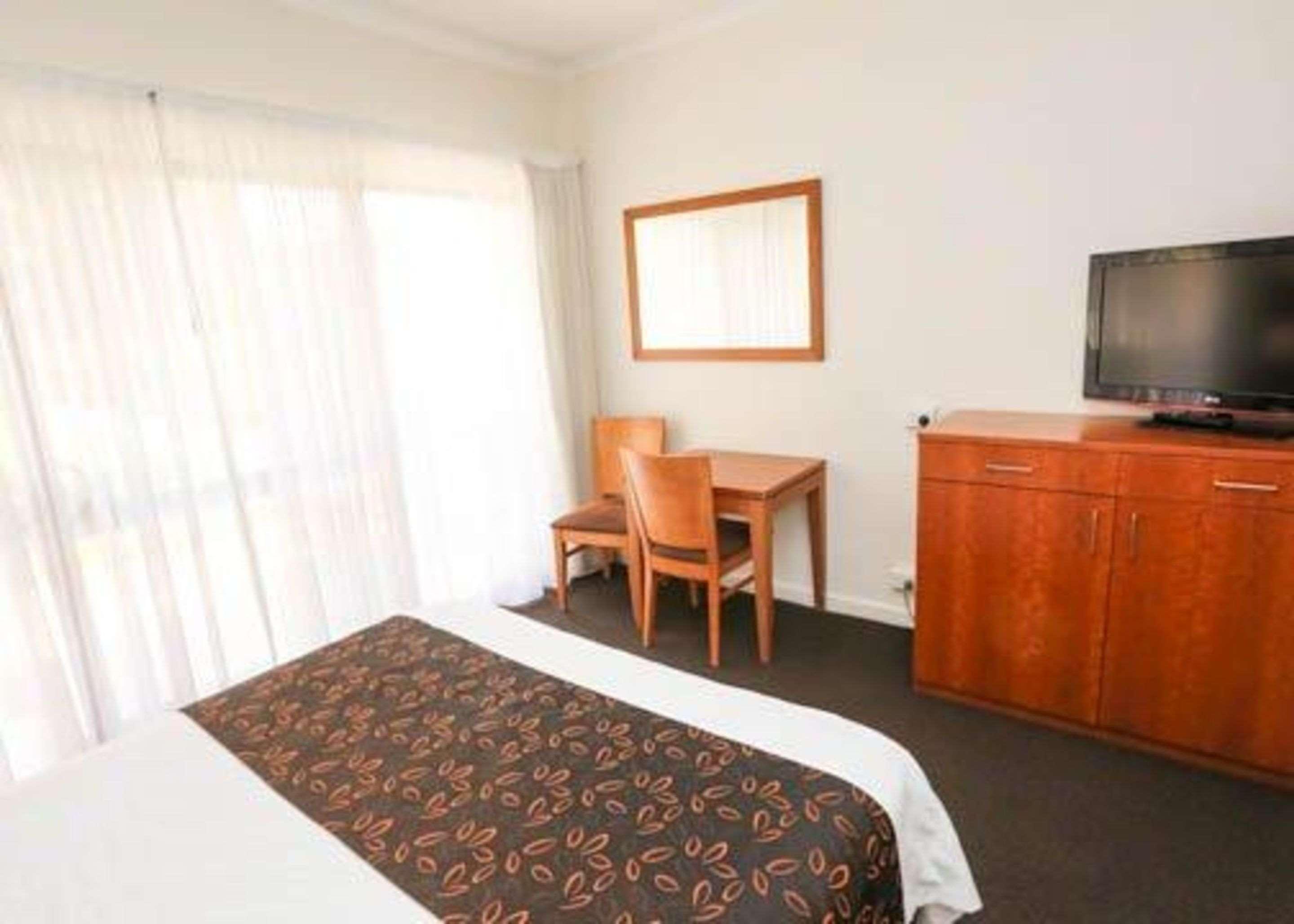 Comfort Inn Deakin Palms Mildura Bagian luar foto