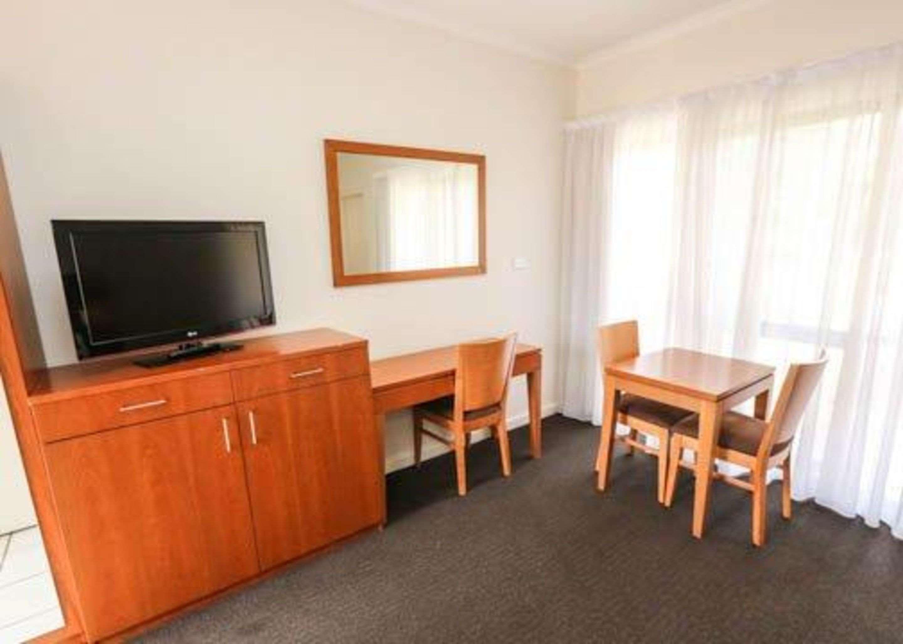 Comfort Inn Deakin Palms Mildura Bagian luar foto